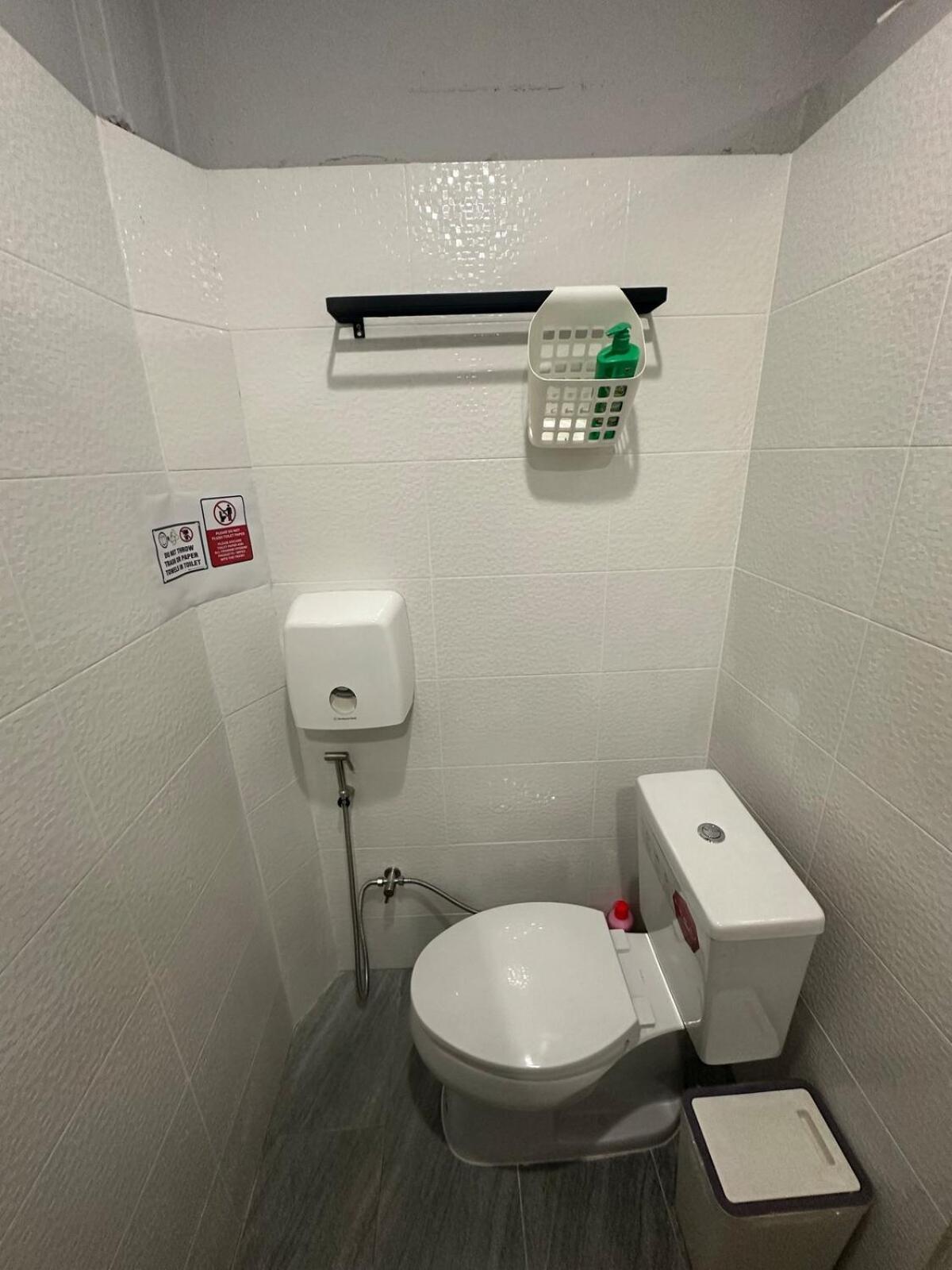 Apartment Bee House 172 Only 300m To Bts Talat Phlu